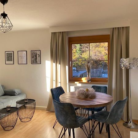 Gemuetliche Wohnung Mit Gartenblick อินส์บรุค ภายนอก รูปภาพ