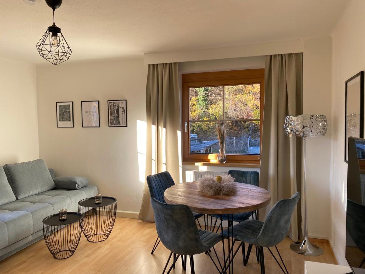 Gemuetliche Wohnung Mit Gartenblick อินส์บรุค ภายนอก รูปภาพ